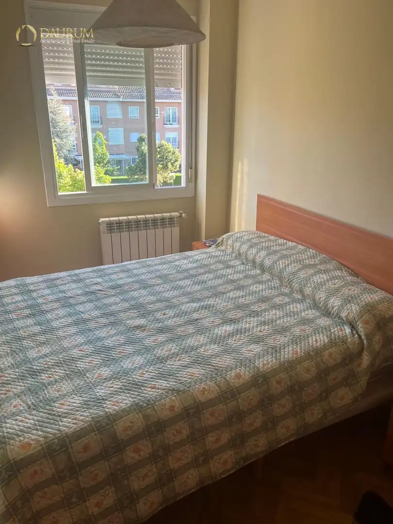 Piso en venta en Principe de Asturias, Centro