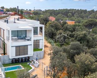 Vista exterior de Casa adosada en venda en Begur amb Aire condicionat, Calefacció i Jardí privat