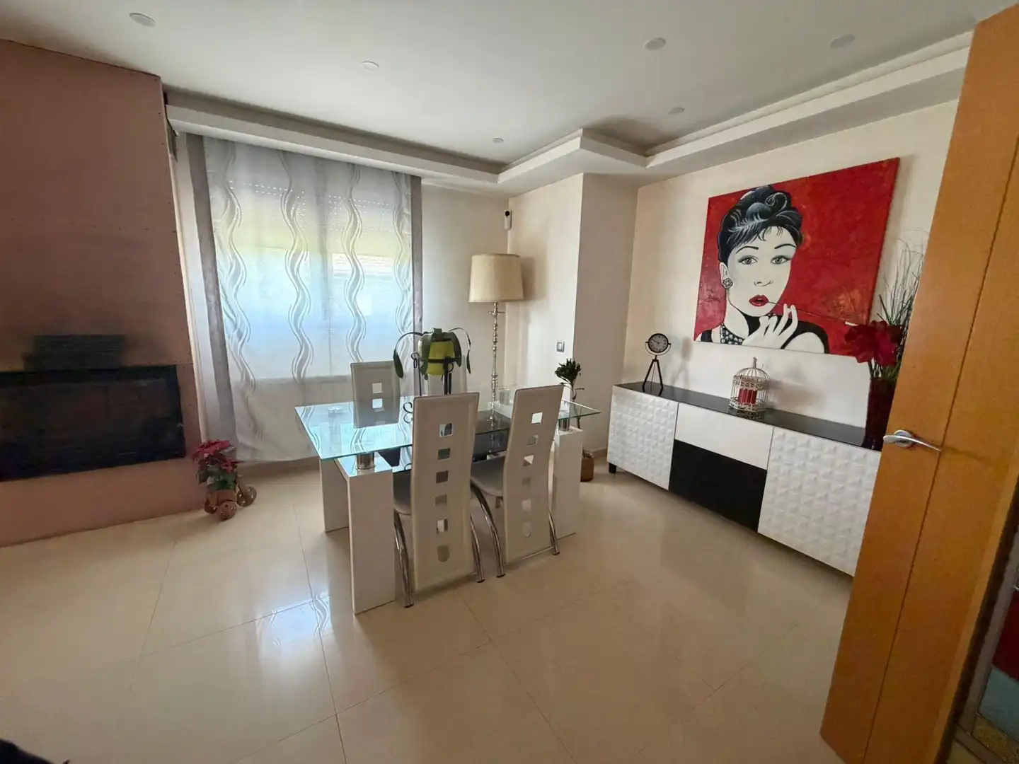 Comedor de Casa o chalet en venta en Aldea del Fresno con Aire acondicionado, Calefacción y Terraza