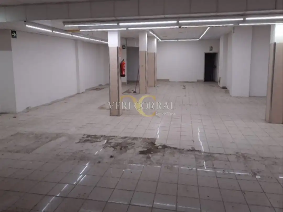Business premises to rent in Calle Román Romano, imagen 8