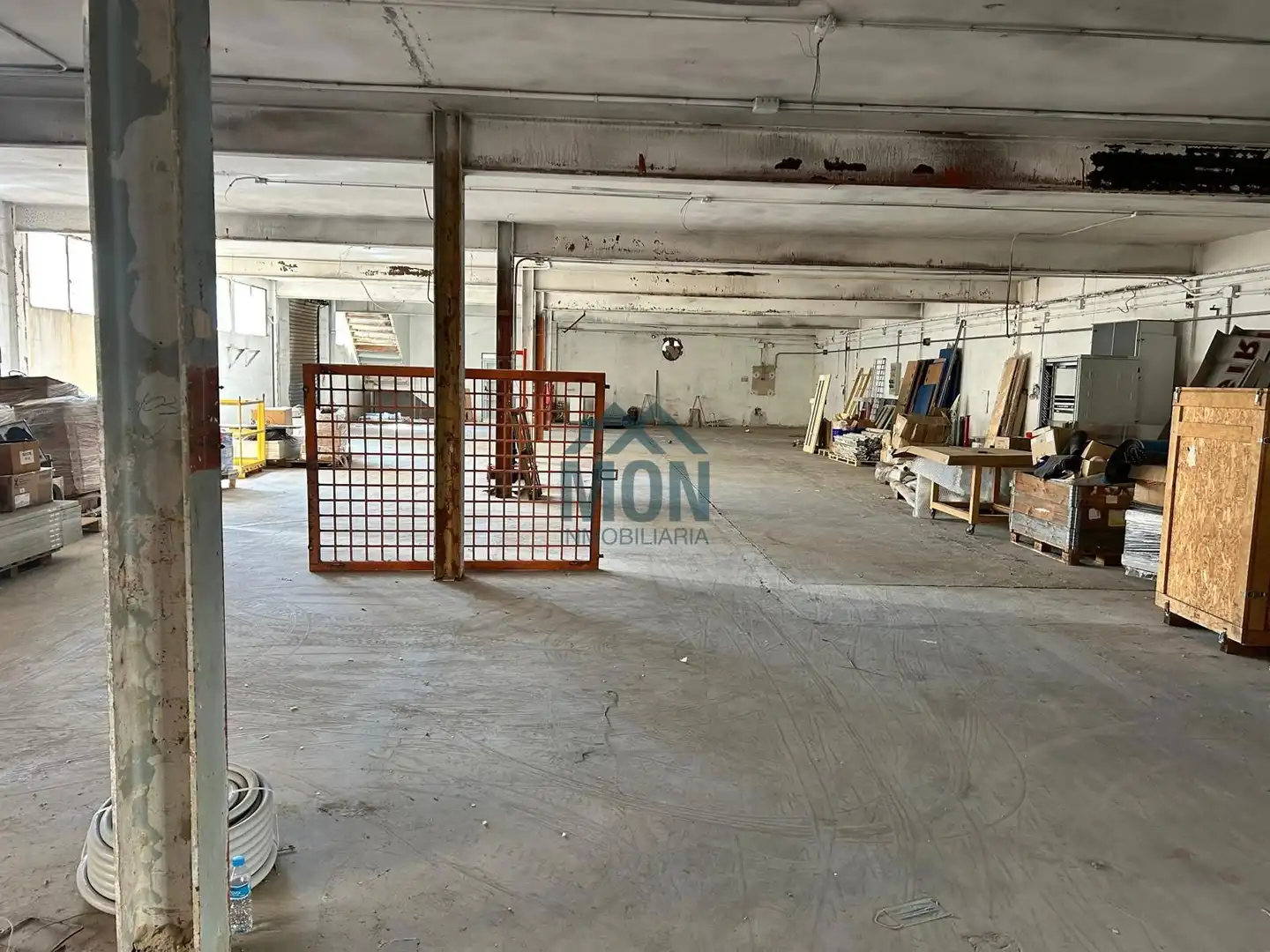 Industrial building with lift to rent in Fuente del Jarro, imagen 15