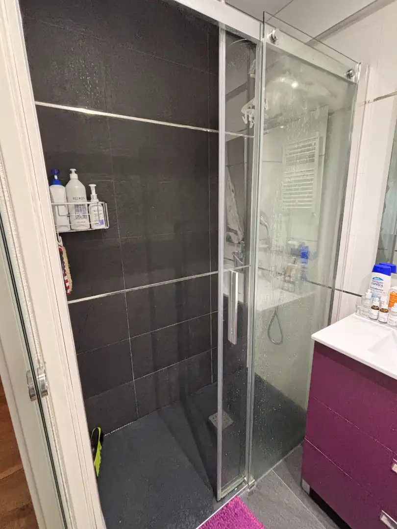 Baño de Piso en venta en Donostia - San Sebastián  con Calefacción, Terraza y Amueblado