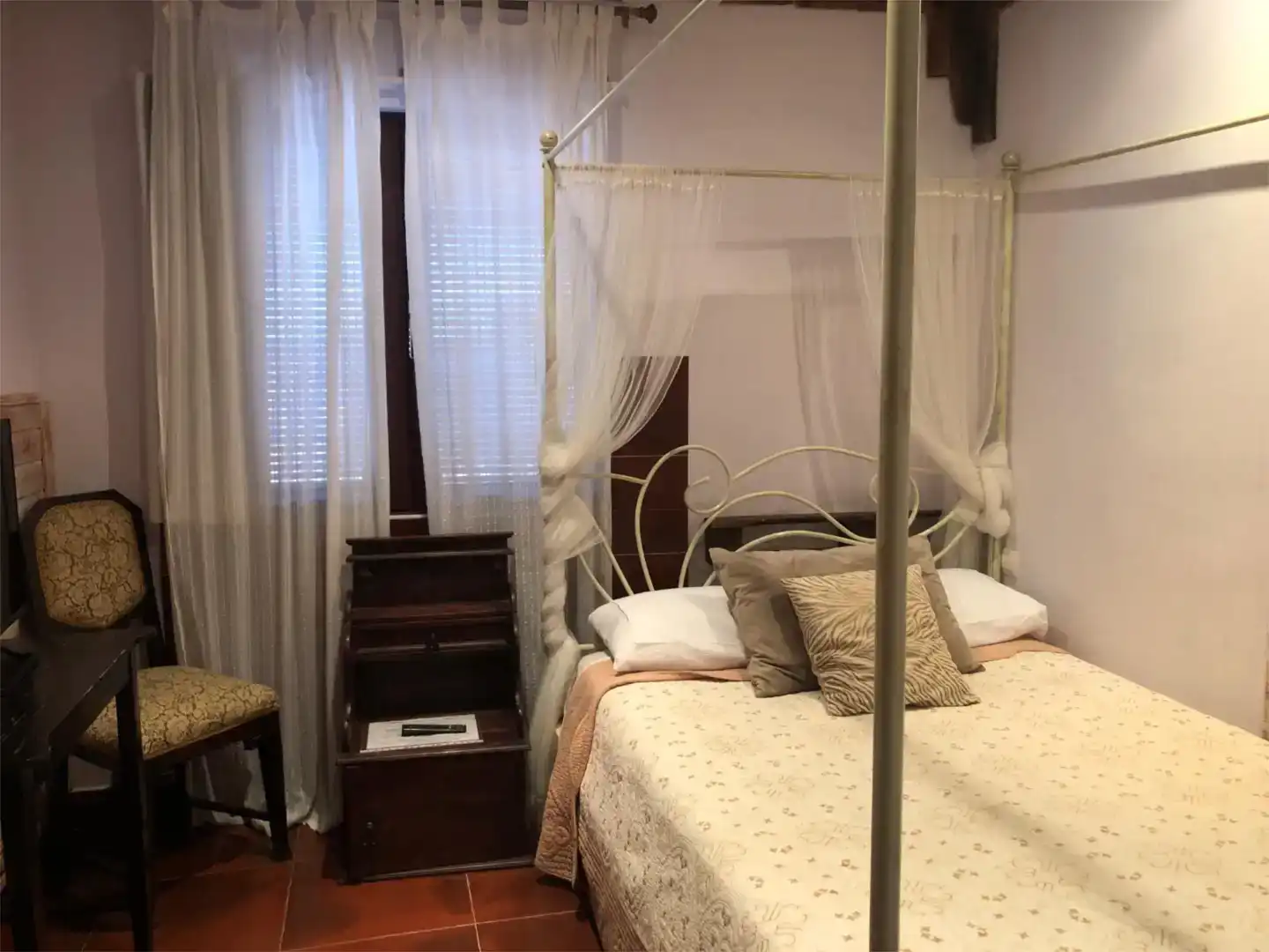 Schlafzimmer von Wohnung zur Miete in Tolbaños mit Möbliert