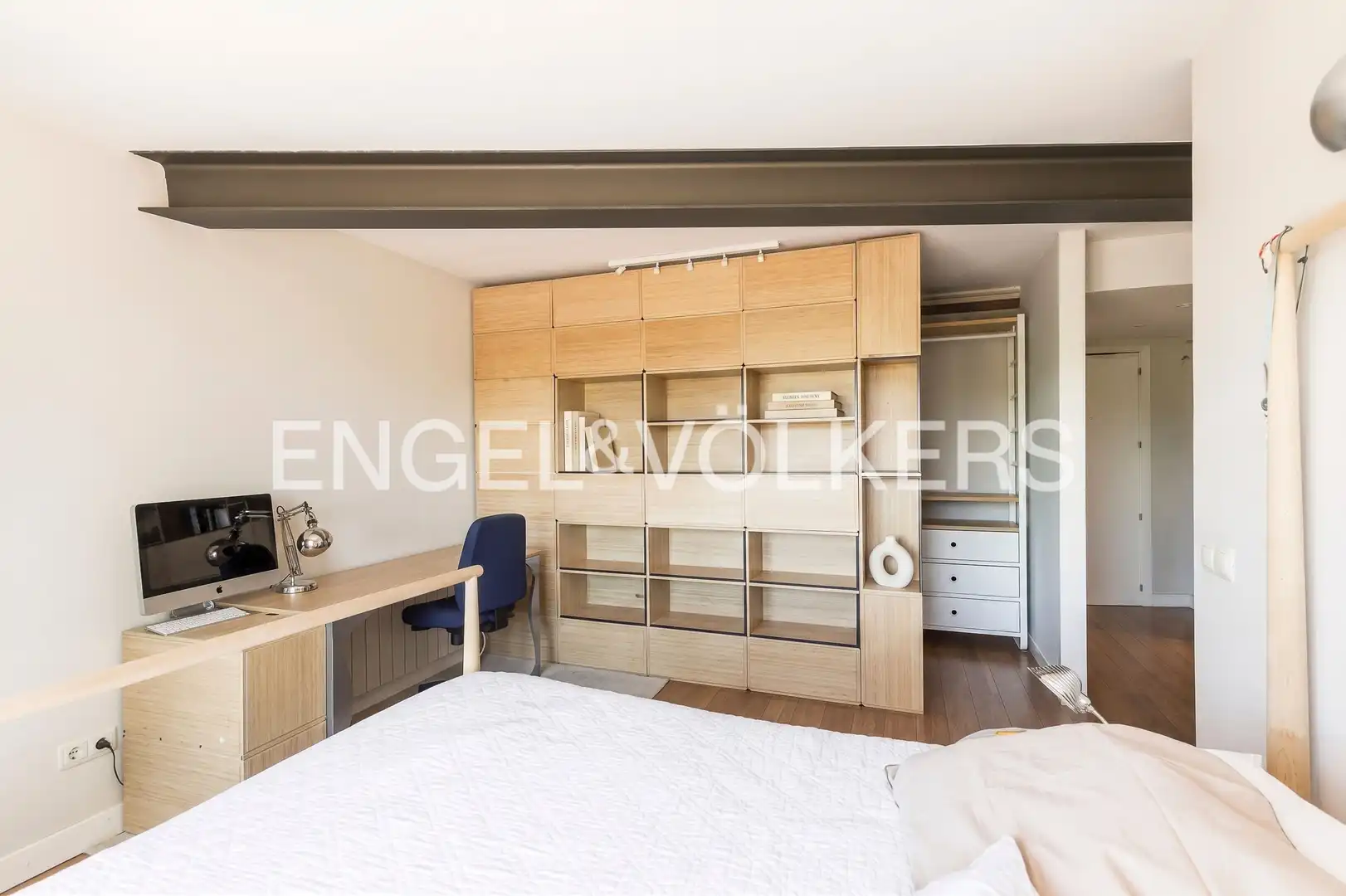 Bedroom of Houses for sale in La Moraleja  with Air Conditioner, Heating and Private garden