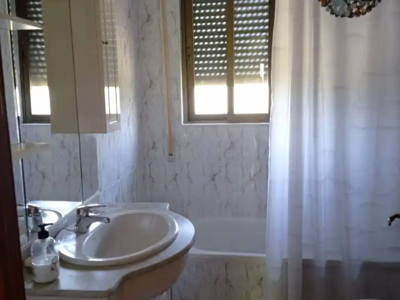 Baño de Casa o chalet de alquiler en San Justo, Zamora