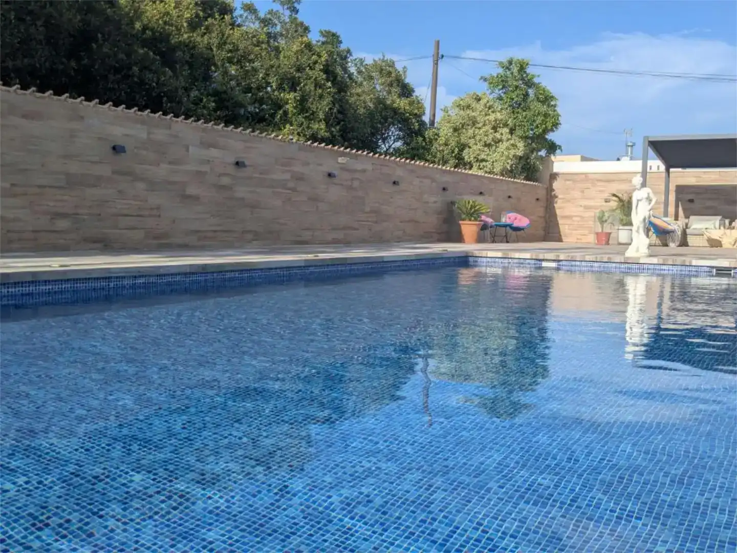 Schwimmbecken von Wohnung zum Verkauf in Elche / Elx mit Klimaanlage, Privatgarten und Abstellraum