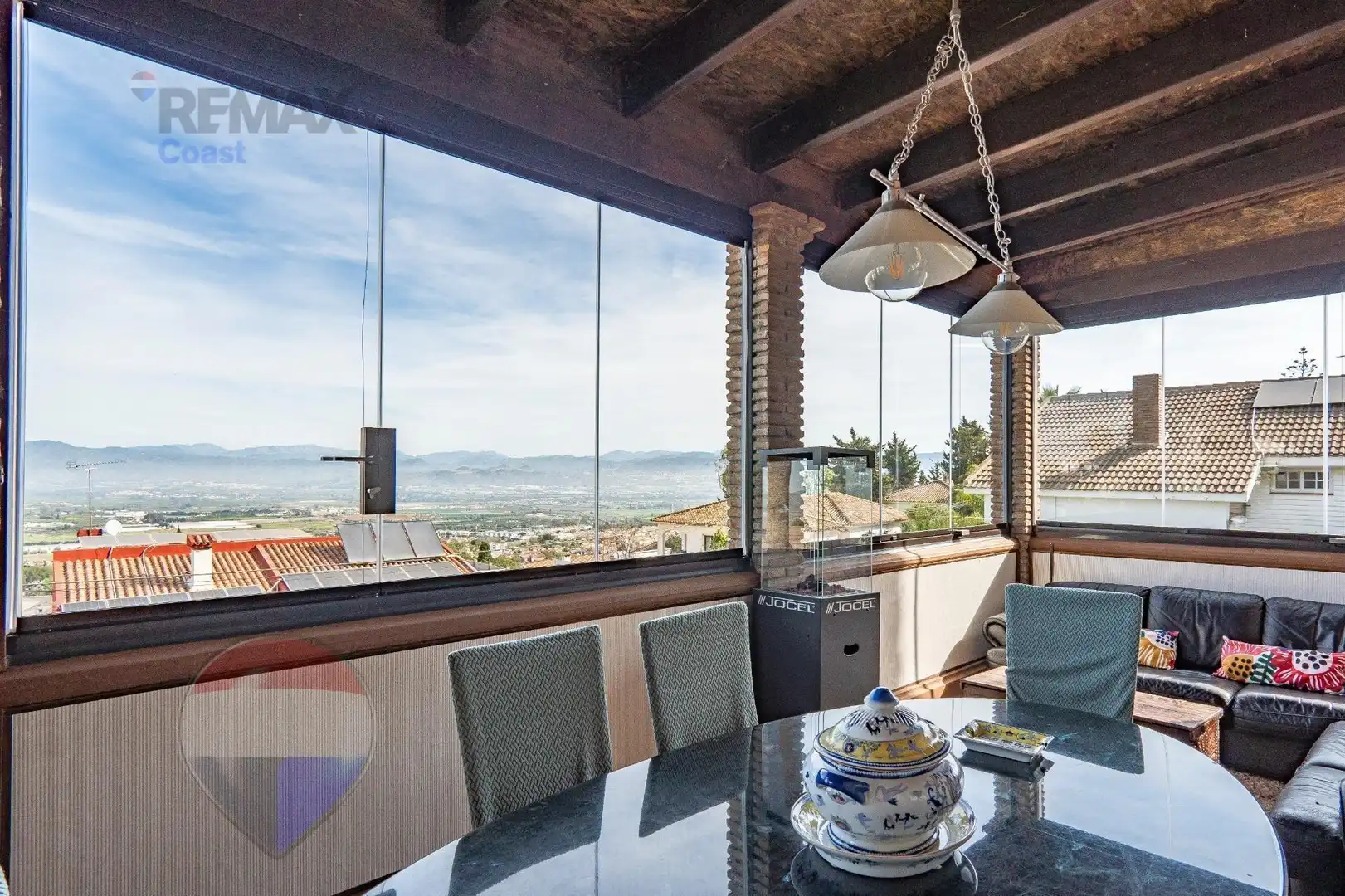 Terrassa de Casa o xalet en venda en Alhaurín de la Torre amb Aire condicionat, Calefacció i Jardí privat