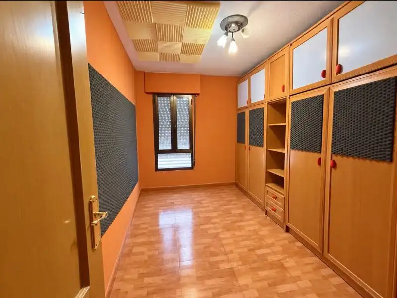 Habitación de Piso en venta en Madrid con Aire acondicionado, Calefacción y Terraza