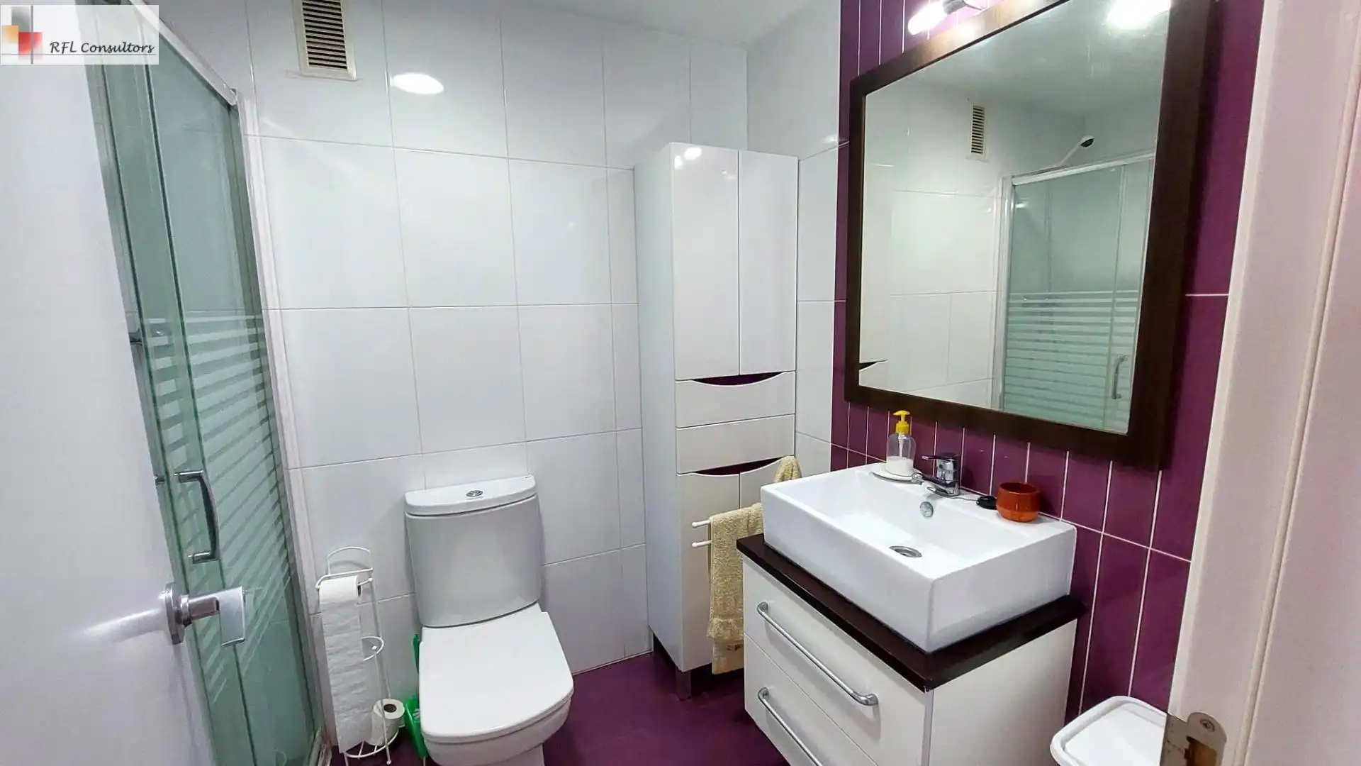 Baño de Apartamento de alquiler en Torreblanca con Jardín privado, Terraza y Amueblado