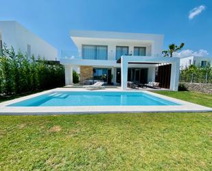 Swimming pool of House or chalet to rent in Marbella  with Air Conditioner, Heating and Private garden