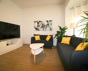 Living room of Flat for sale in  Barcelona Capital