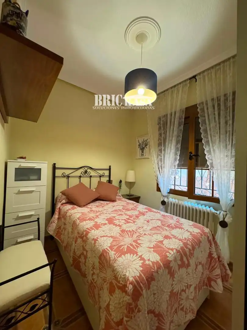 Habitación de Casa o chalet en venta en Torre de Santa María con Aire acondicionado, Calefacción y Trastero