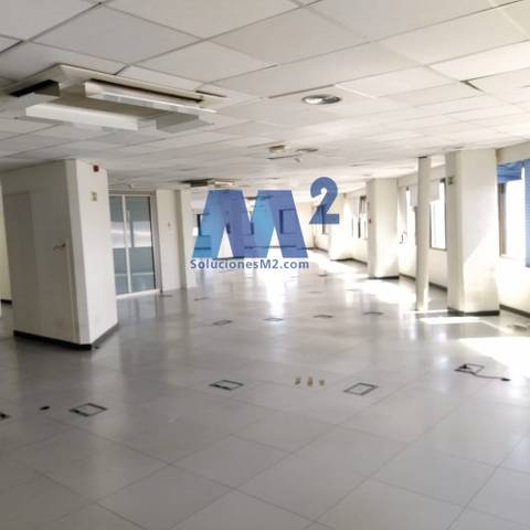 Oficina en Alquiler en Tres Olivos - Valverde