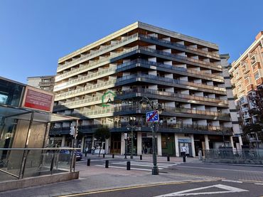 Piso con balcón en venta en Karnelo