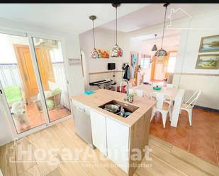 Kitchen of House or chalet for sale in Mislata  with Air Conditioner, Heating and Terrace