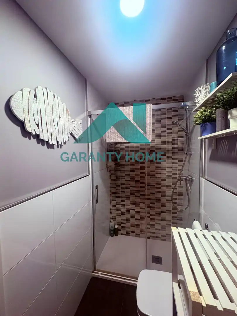 Bathroom of Flat for sale in Cáceres  with Air Conditioner, Heating and Terrace