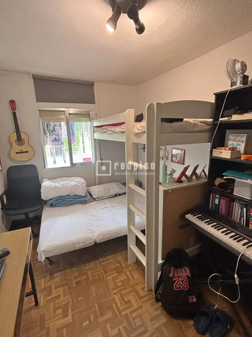 Bedroom of Flat for sale in Madrid  with Air Conditioner, Heating and Parquet flooring