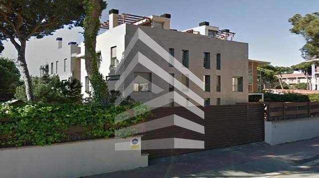 Garaje en Venta en Camí del Pinar en Gavà Mar