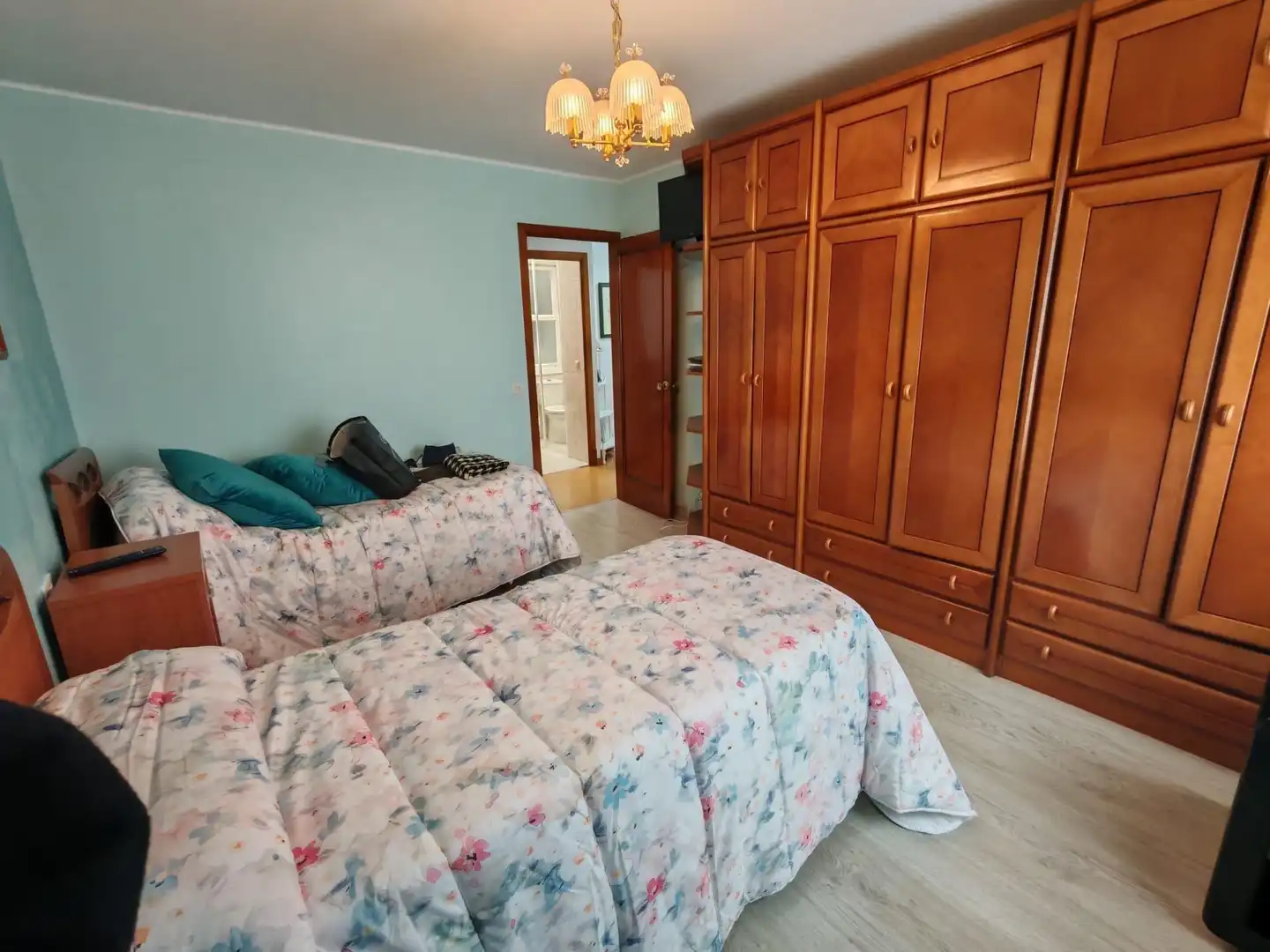 Habitación de Piso en venta en Vigo  con Trastero y Balcón