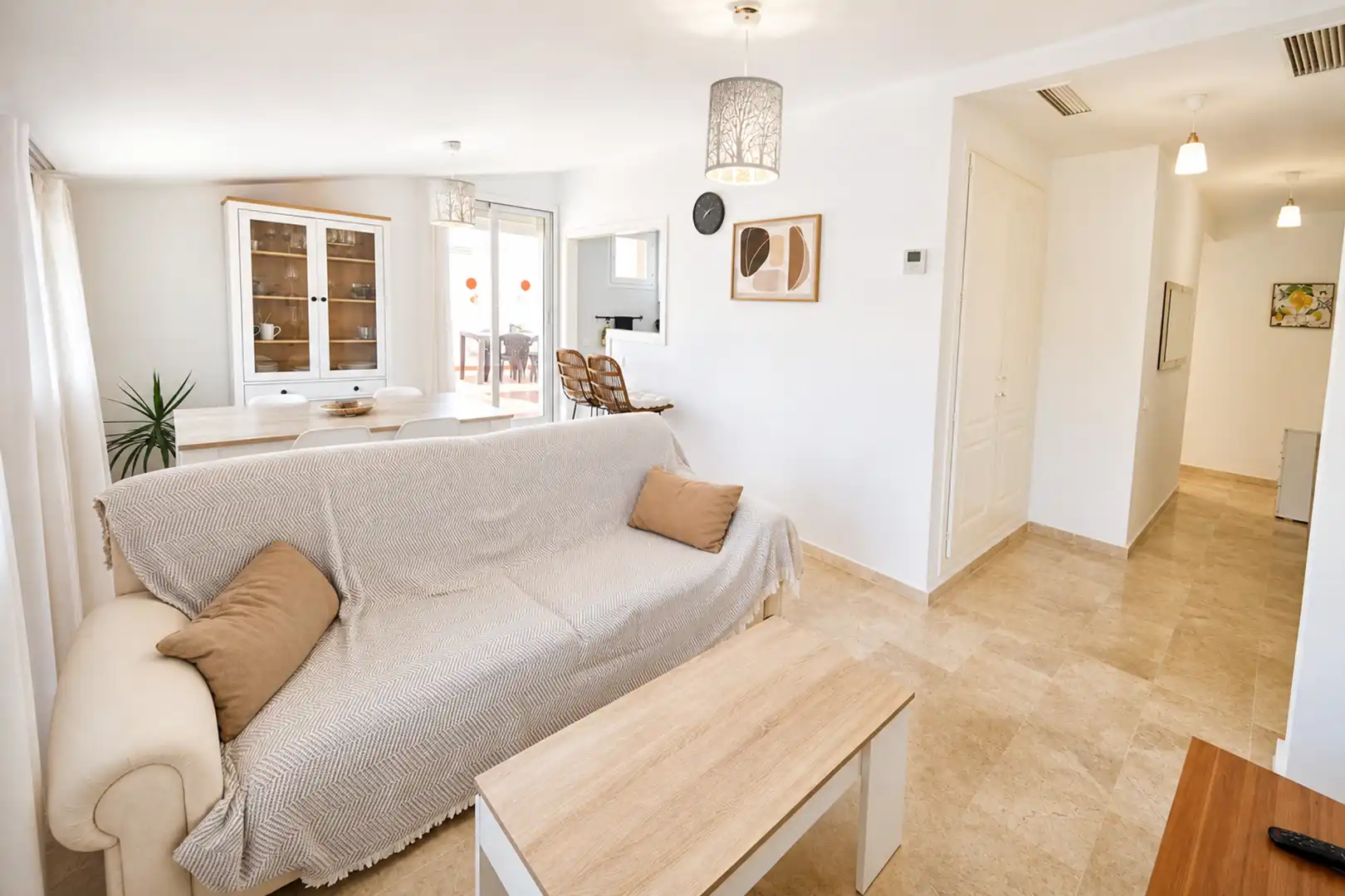 Living room of Attic for sale in Manilva  with Air Conditioner, Terrace and Swimming Pool