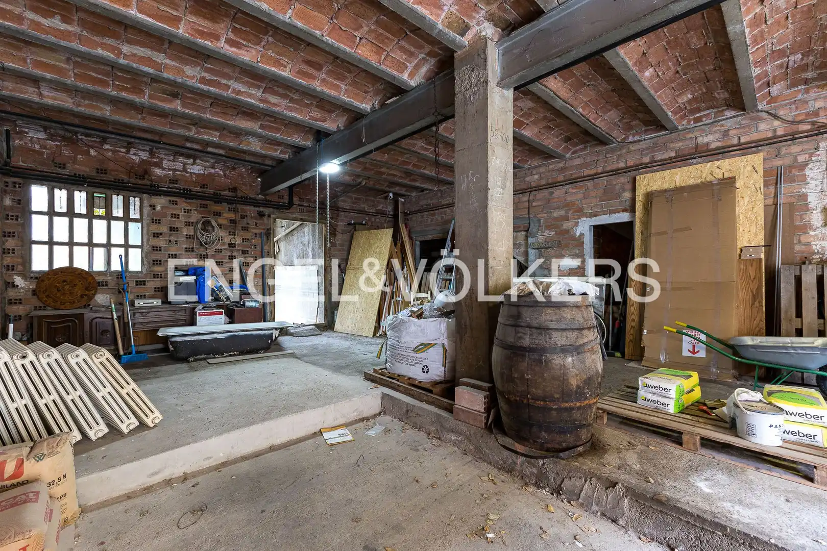 Houses for sale in Sant Vicenç Dels Horts  with Heating and Private garden