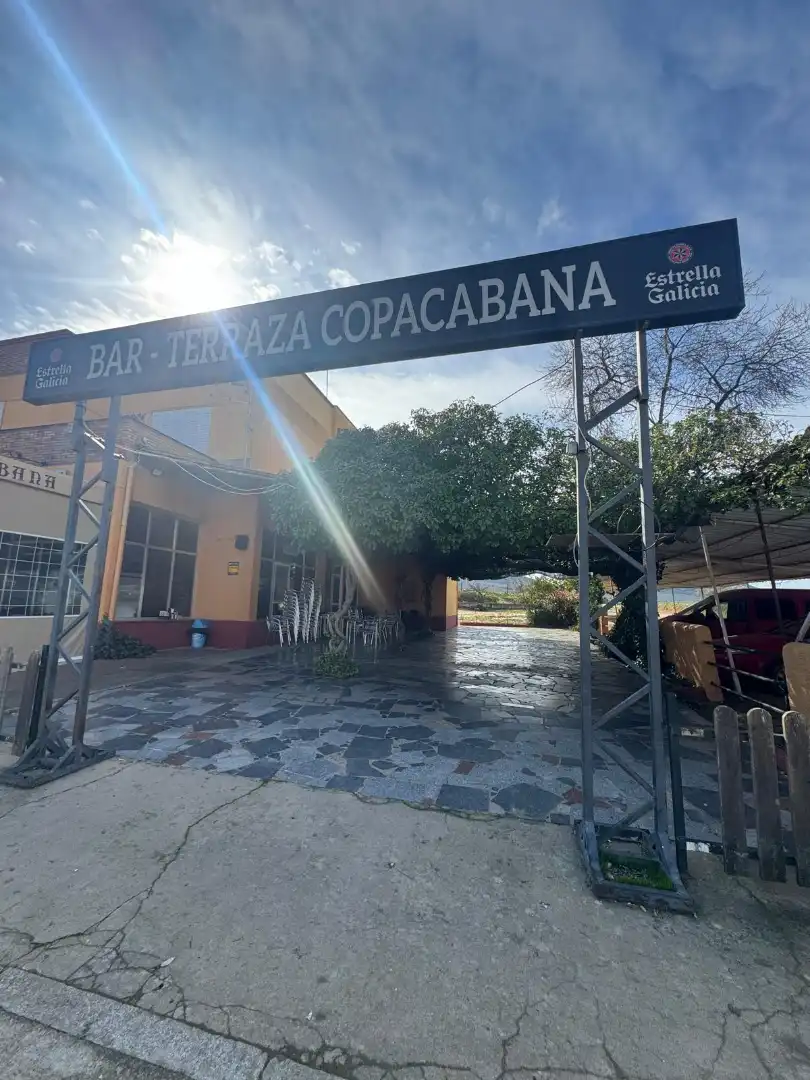 Außenansicht von Gebäude zum Verkauf in Cabeza del Buey