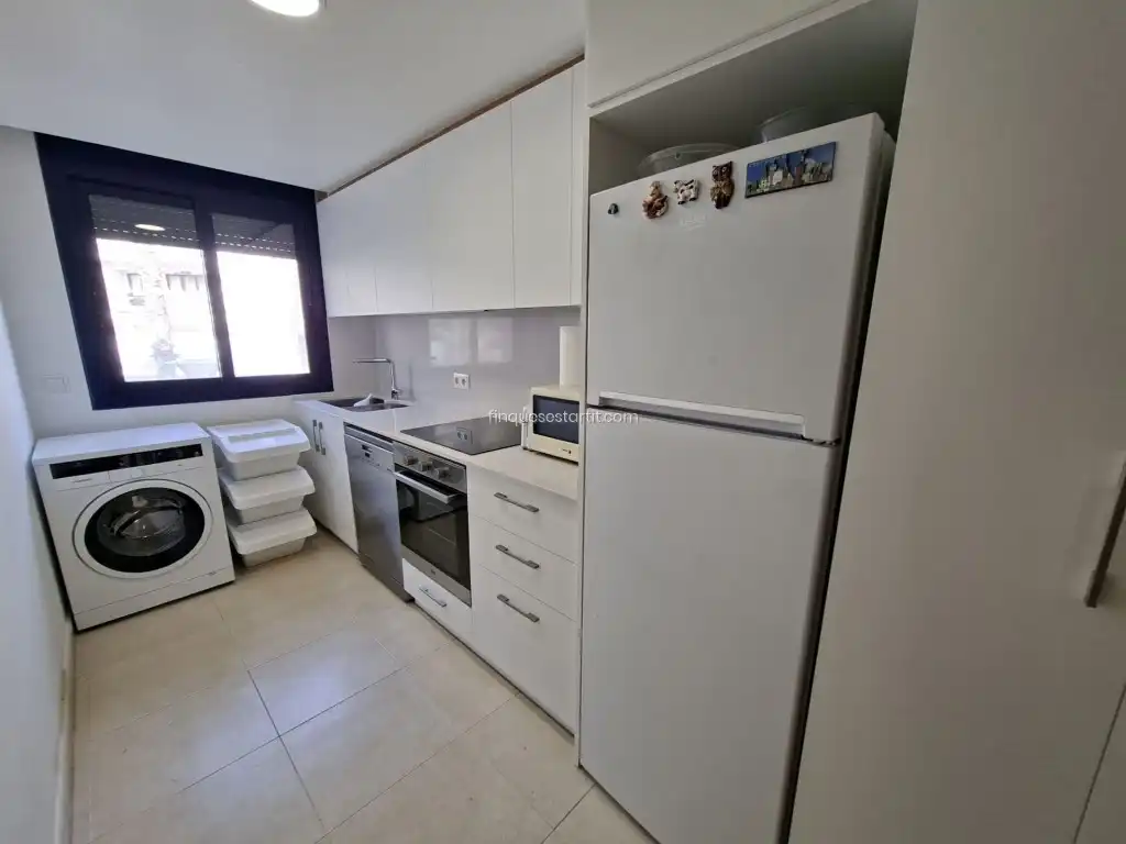 Piso con ascensor en venta en Carretera Torroella, imagen 3