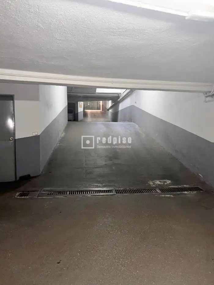 Parking de Garaje de alquiler en Madrid