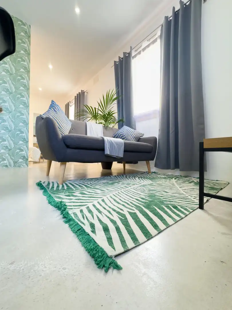 Sala d'estar de Casa o xalet en venda en Los Silos amb Aire condicionat, Terrassa i Moblat