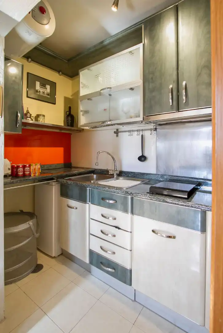 Cocina de Apartamento en venta en Madrid con Calefacción, Parquet y Amueblado