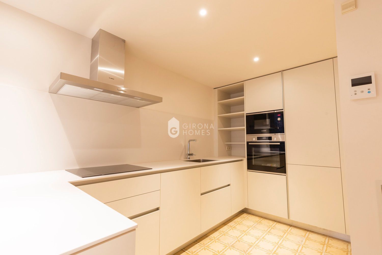 Kitchen of Attic to rent in Girona Capital  with Air Conditioner, Heating and Furnished