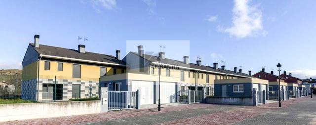 Casa-chalet en Venta en Río Robo en Enériz / Eneritz