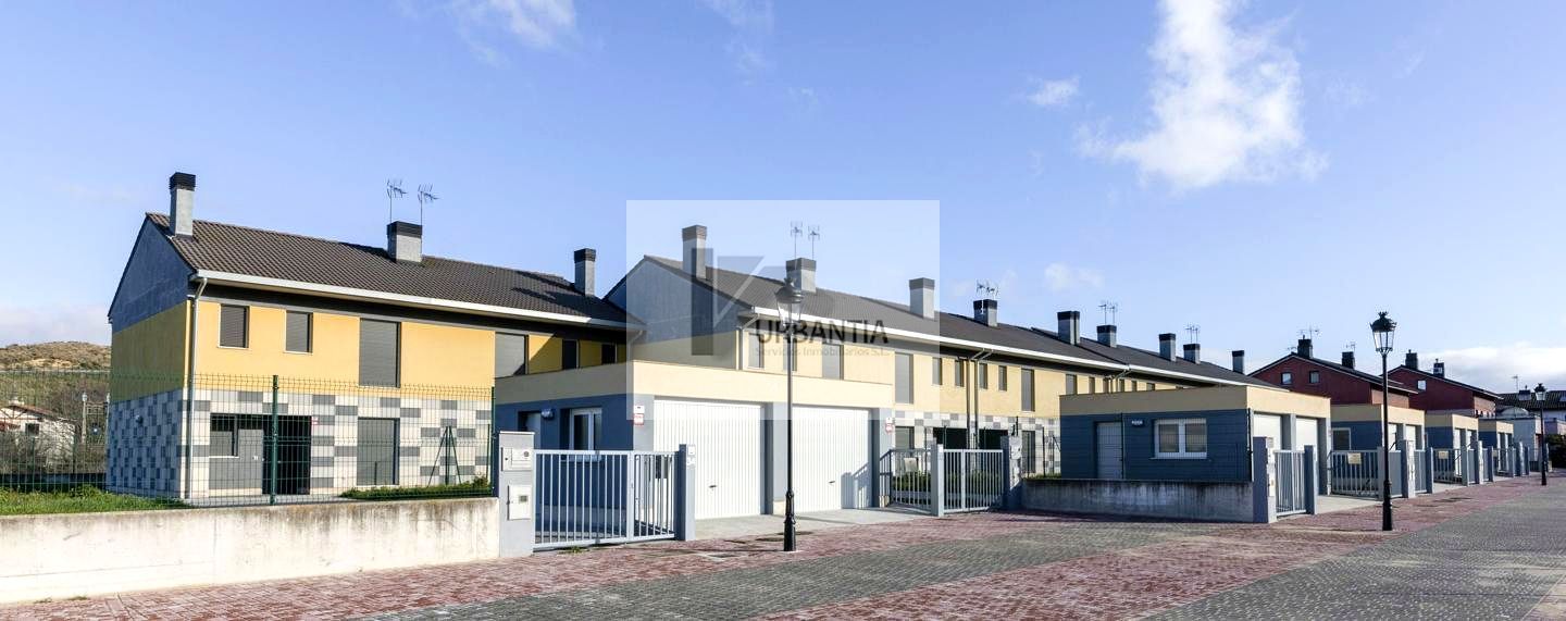 Exterior view of House or chalet for sale in Enériz / Eneritz