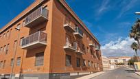 Vista exterior de Pis en venda en Vícar amb Calefacció, Terrassa i Piscina comunitària