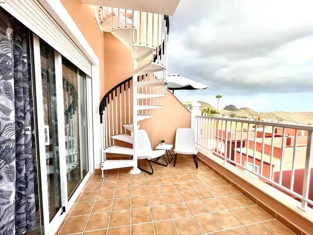 Terrace of Attic for rent in Chayofa