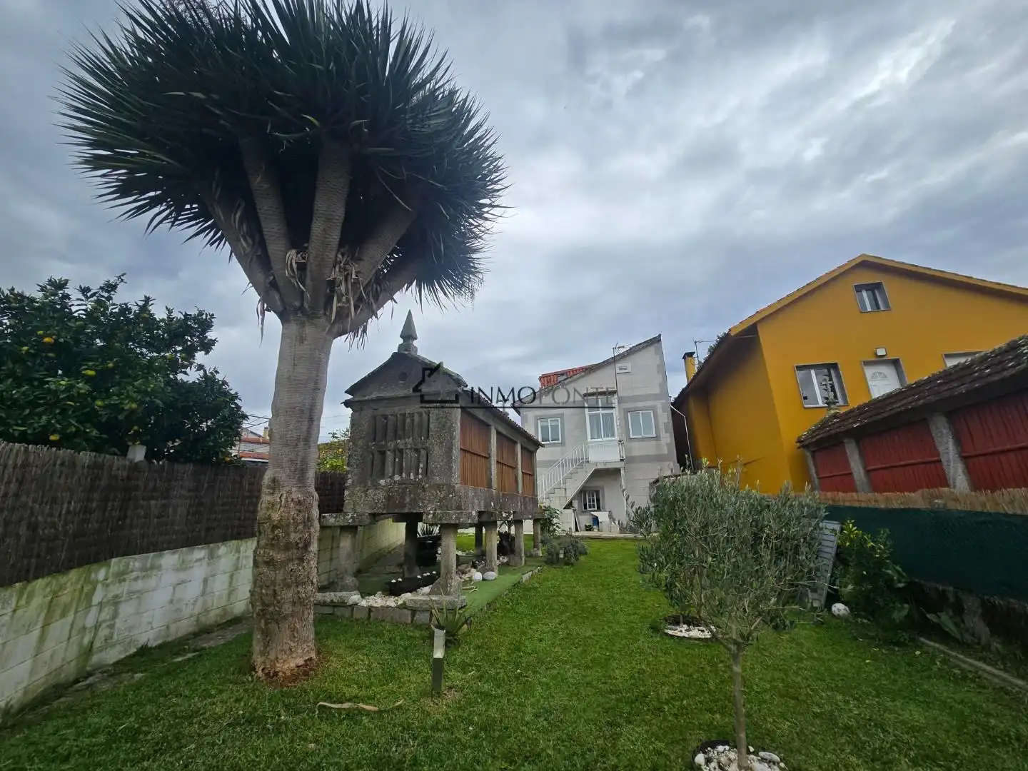 Vista exterior de Casa o chalet en venta en Poio con Jardín privado