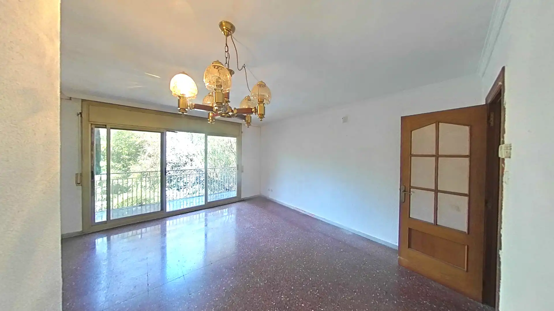 Sala d'estar de Apartament en venda en Terrassa amb Aire condicionat i Balcó