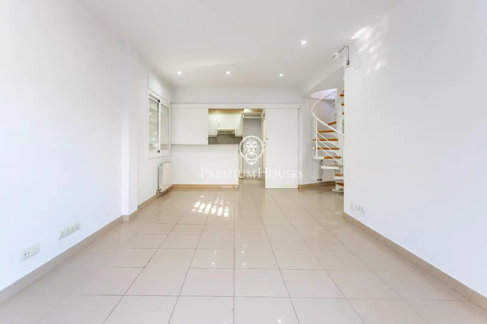 Außenansicht von Maisonette zum Verkauf in Alella mit Heizung, Balkon und Alarm