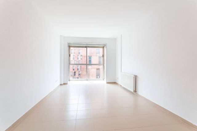 Piso en Venta en Calle de Berrocal, 56 en Butarque