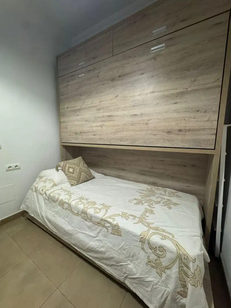 Flat for rent in La Línea de la Concepción, Cádiz