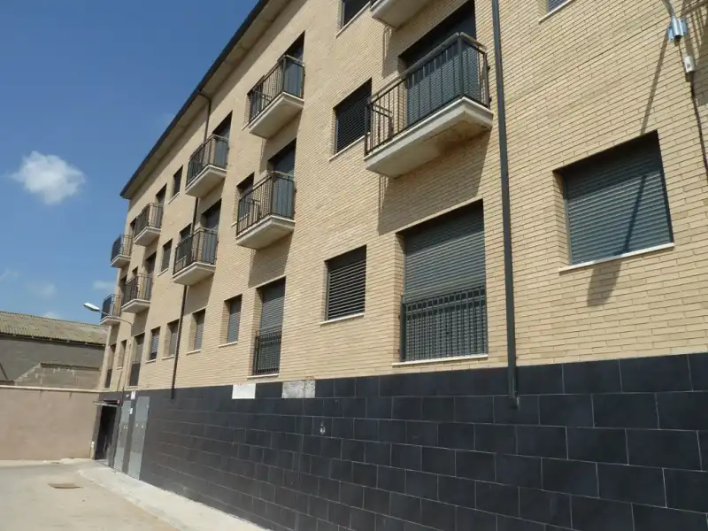 Aparcamiento con ascensor en venta en Nou, imagen 2