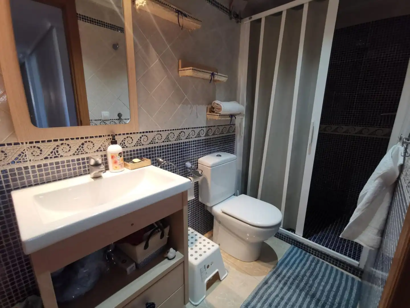 Bathroom of Flat for rent in Águilas  with Air Conditioner, Furnished and Community pool