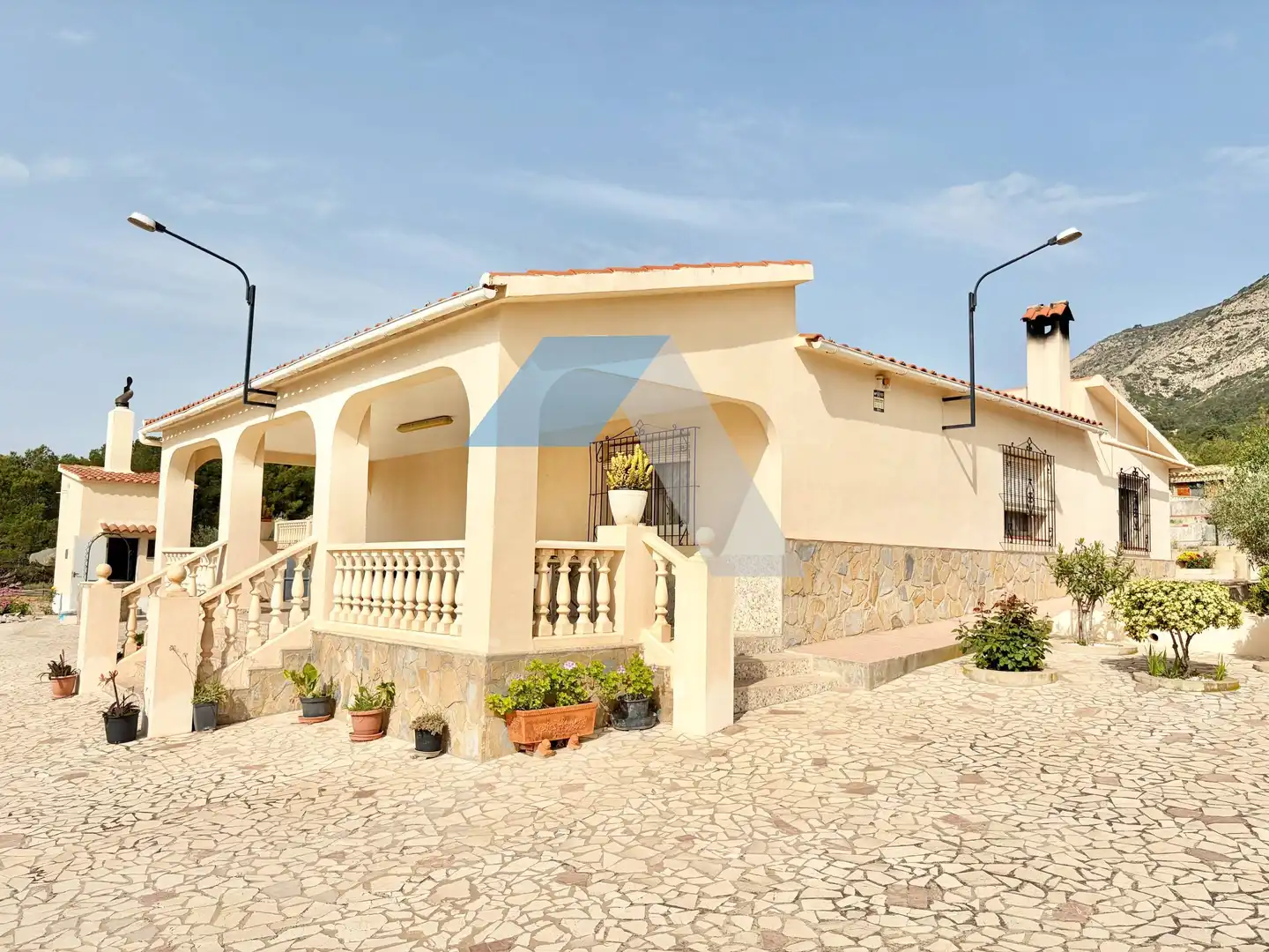 Villa à vendre à Tibi