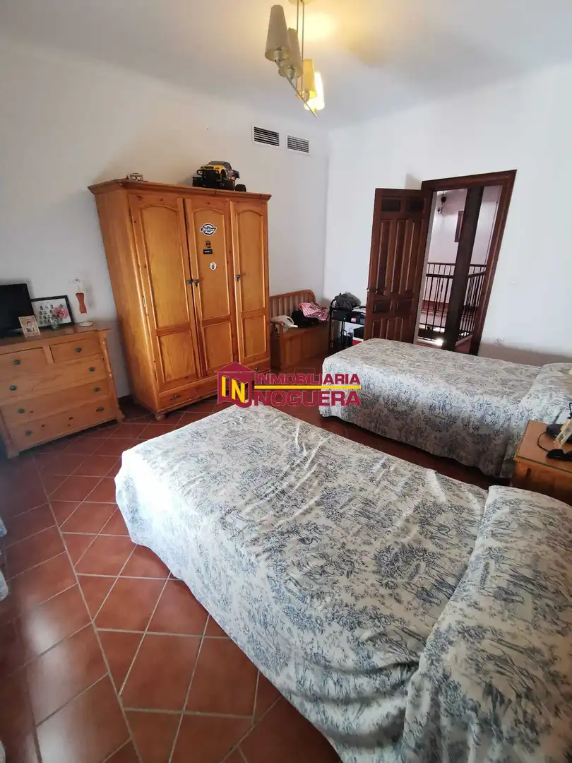 Dormitori de Casa o xalet en venda en Écija amb Aire condicionat, Terrassa i Traster