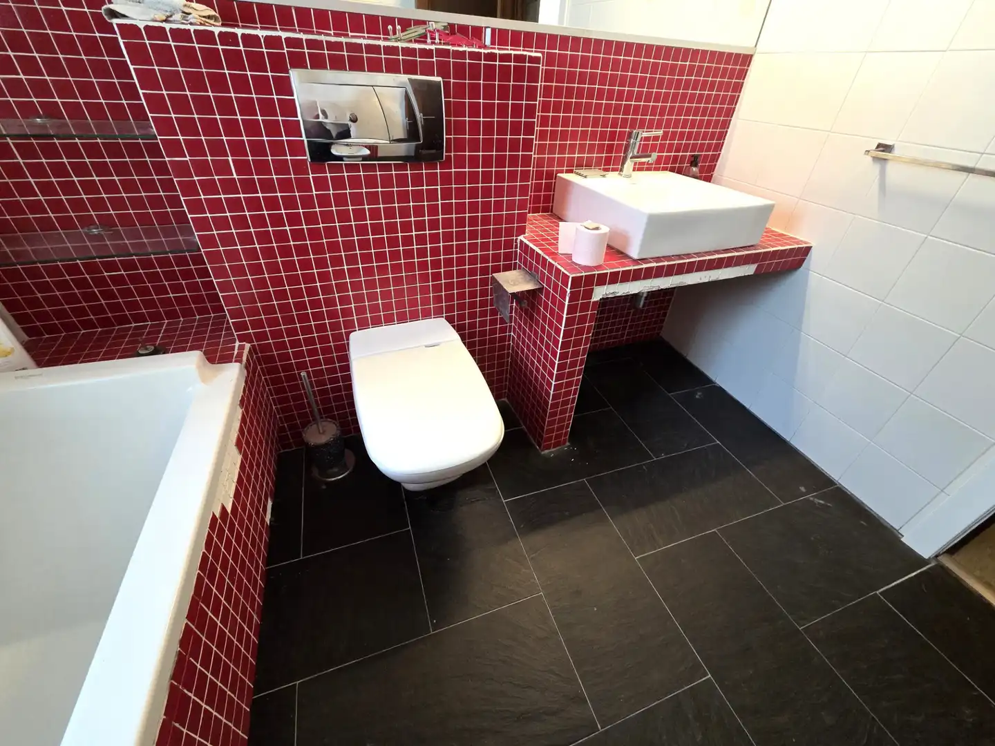 Bathroom of Flat for sale in Sanxenxo  with Parquet flooring, Terrace and Oven