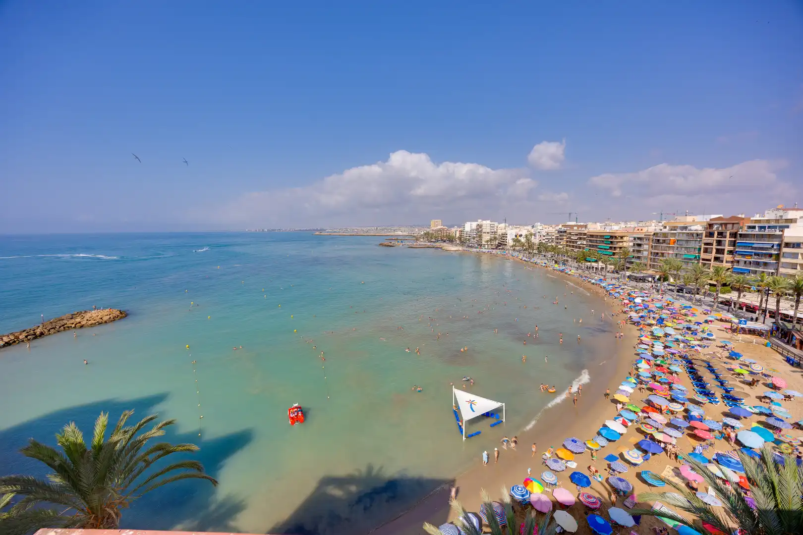 Vista exterior de Pis en venda en Torrevieja amb Aire condicionat i Terrassa