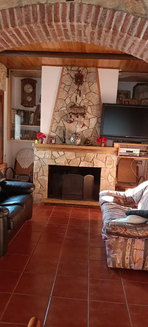 Sala d'estar de Casa o xalet en venda en Vacarisses amb Jardí privat, Traster i Piscina