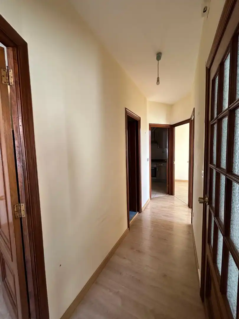 Detached homes for sale in Vigo   with Parquet flooring and Oven