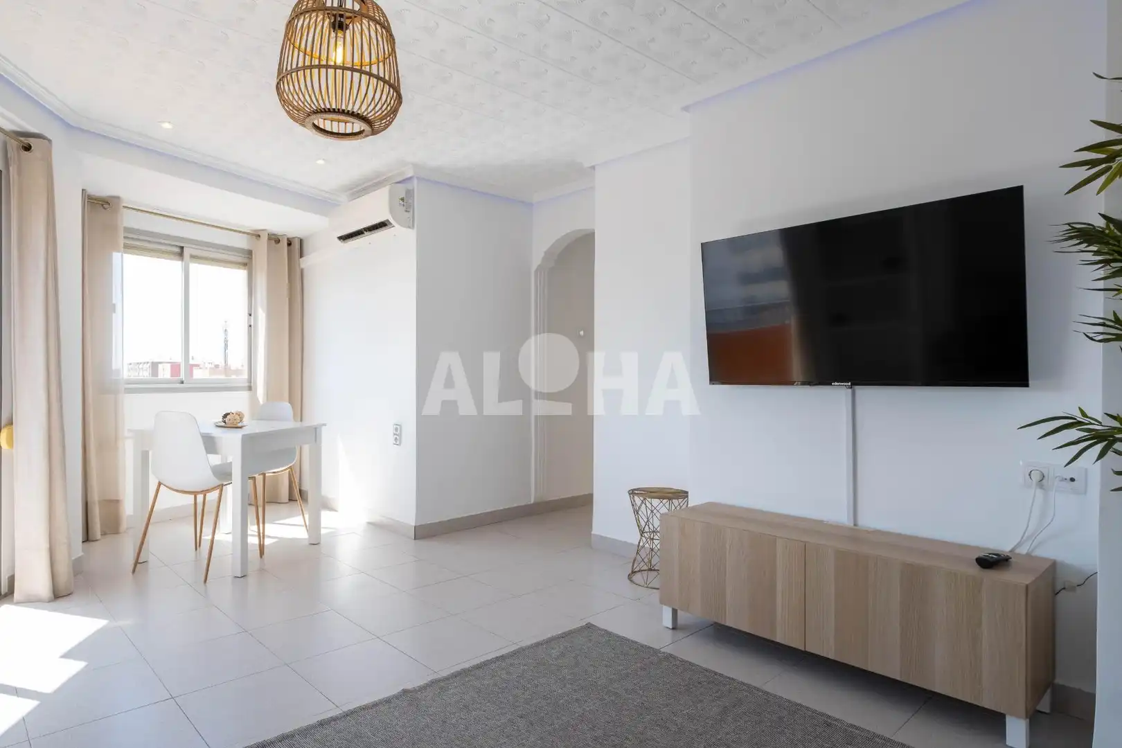 Living room of Apartments for rent in Alfara del Patriarca  with Air Conditioner, Terrace and Furnished