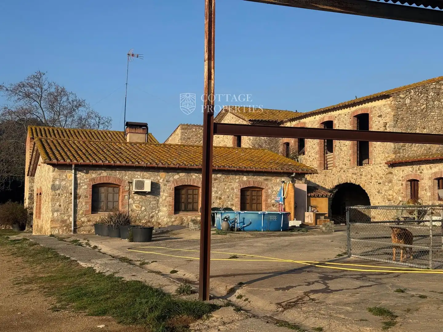 Vista exterior de Finca rústica en venta en Darnius